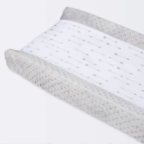 Cloud Island Wipeable Changing Pad Cover with Plush Sides Arrows - Gray New - Picture 2 of 4